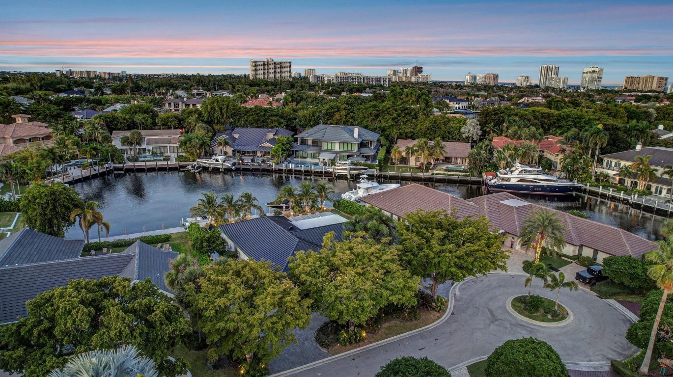 41 S Compass Fort Lauderdale, FL 33308