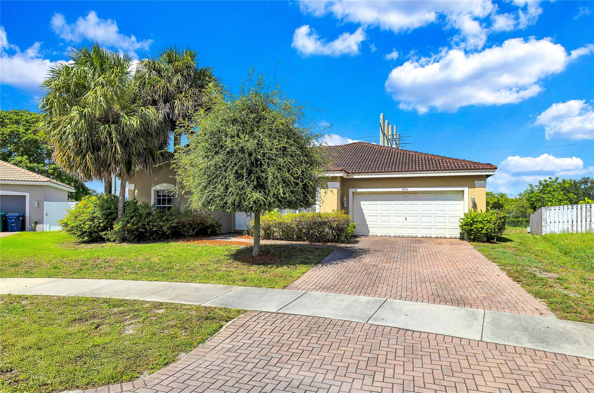 2141 NW 54th Ave