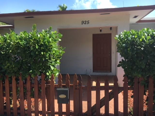 925 S 20th Ave