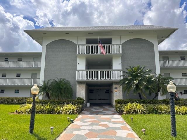 1200 Hillcrest Ct #315