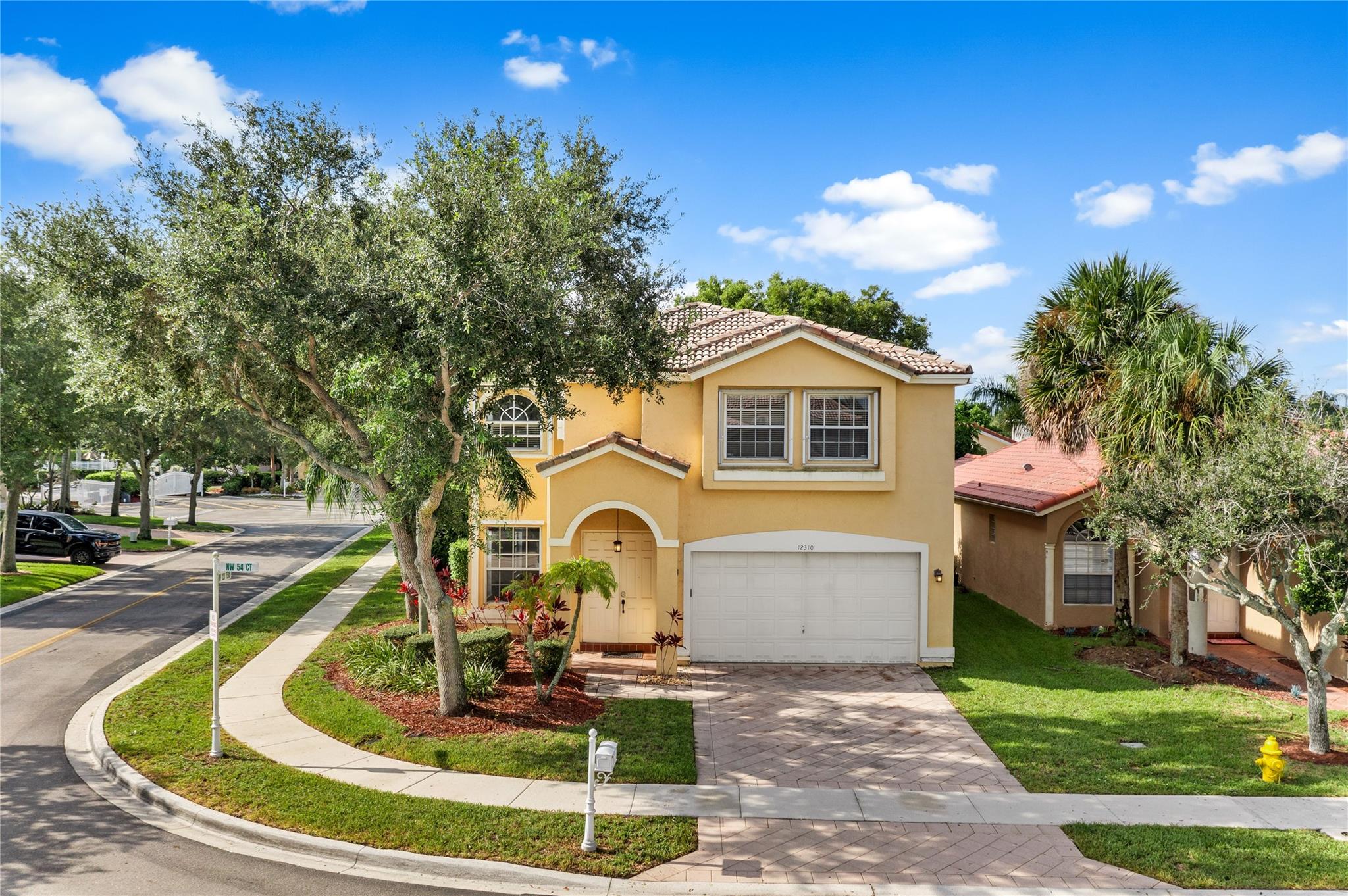 12310 NW 54th Ct