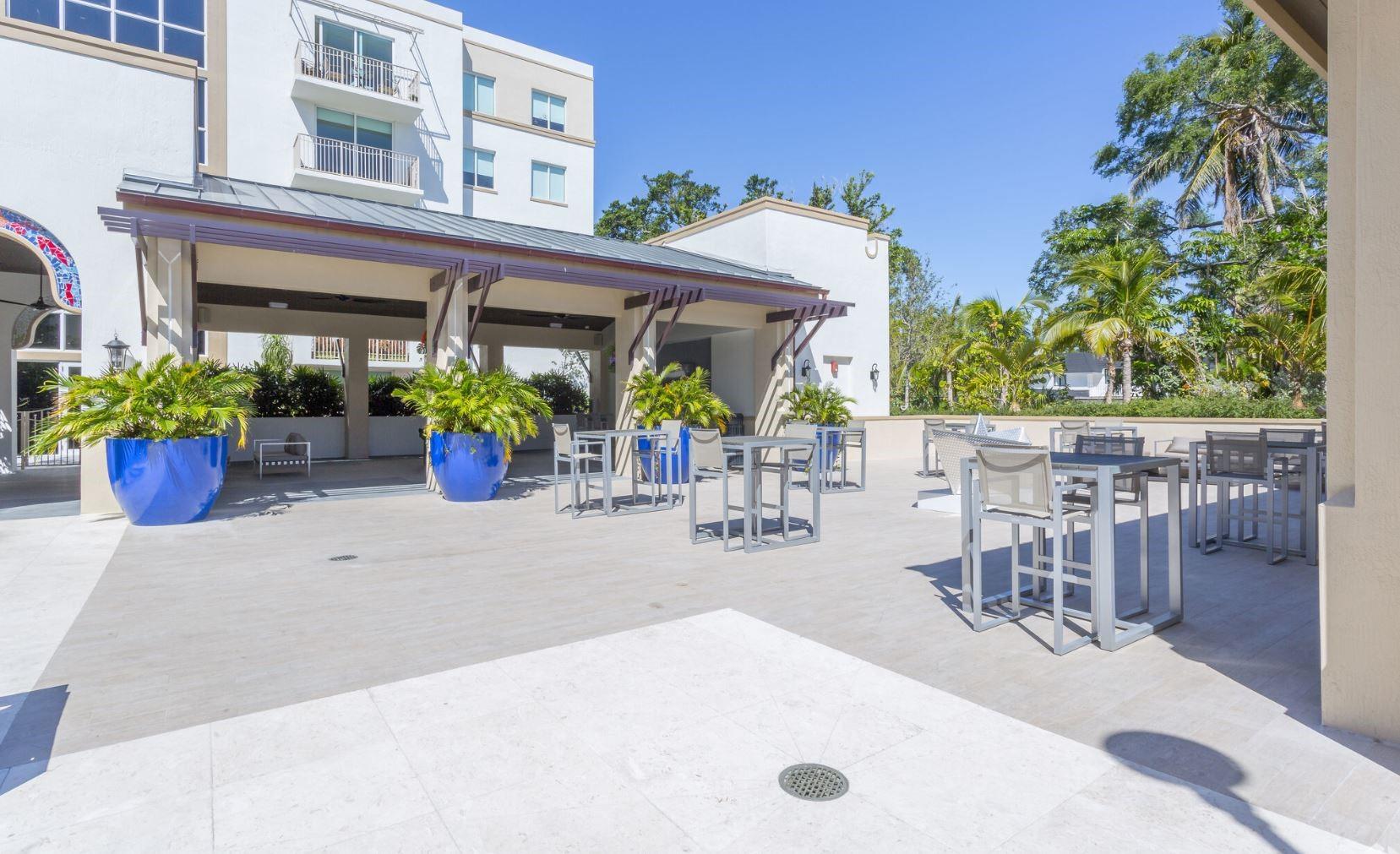 601 NE 39th St #205 Miami, FL 33137