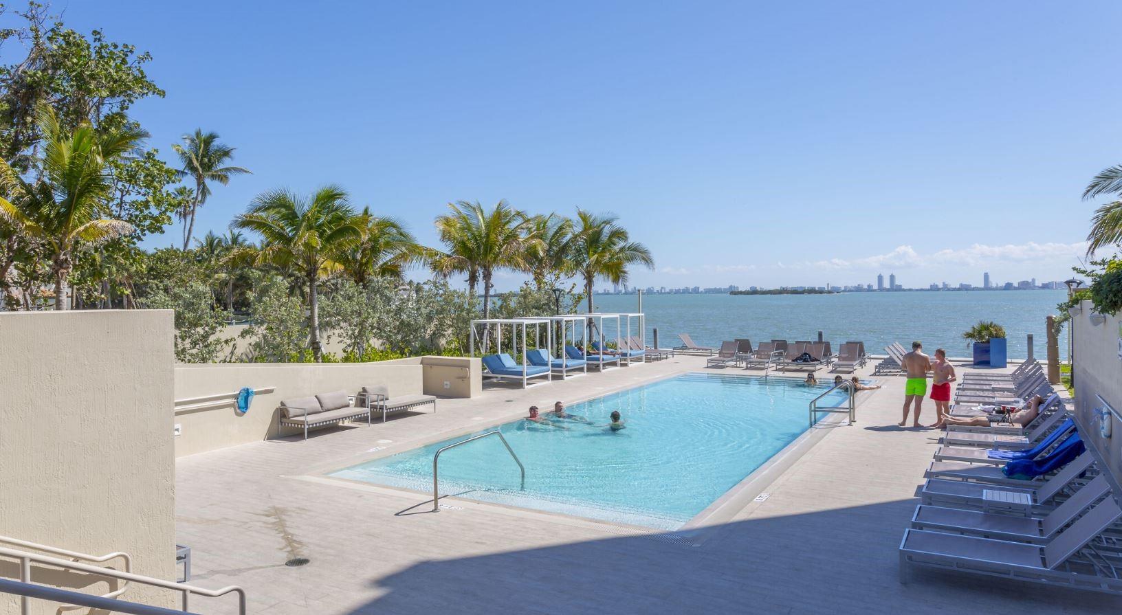 601 NE 39th St #205 Miami, FL 33137