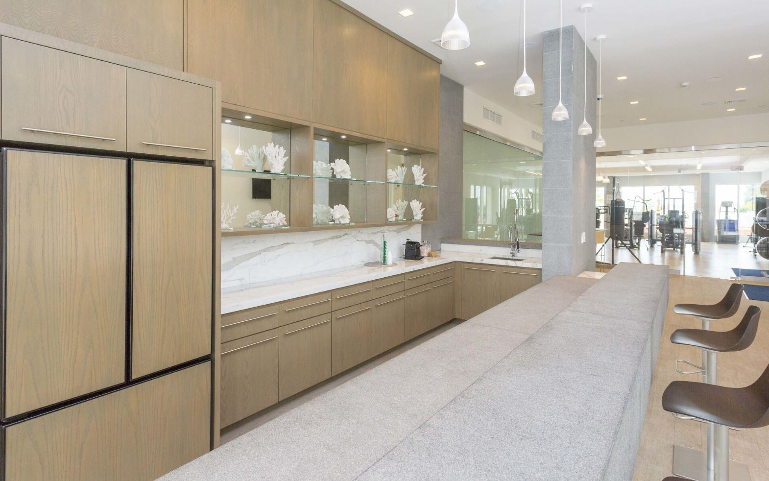 601 NE 39th St #205 Miami, FL 33137