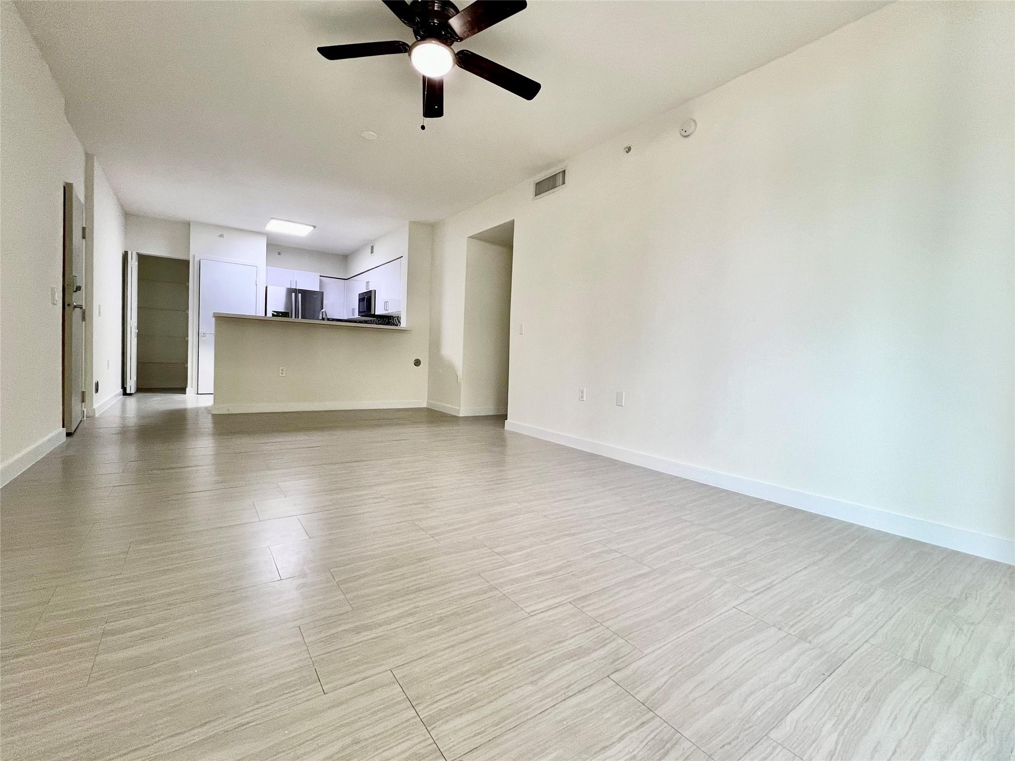 601 NE 39th St #205 Miami, FL 33137