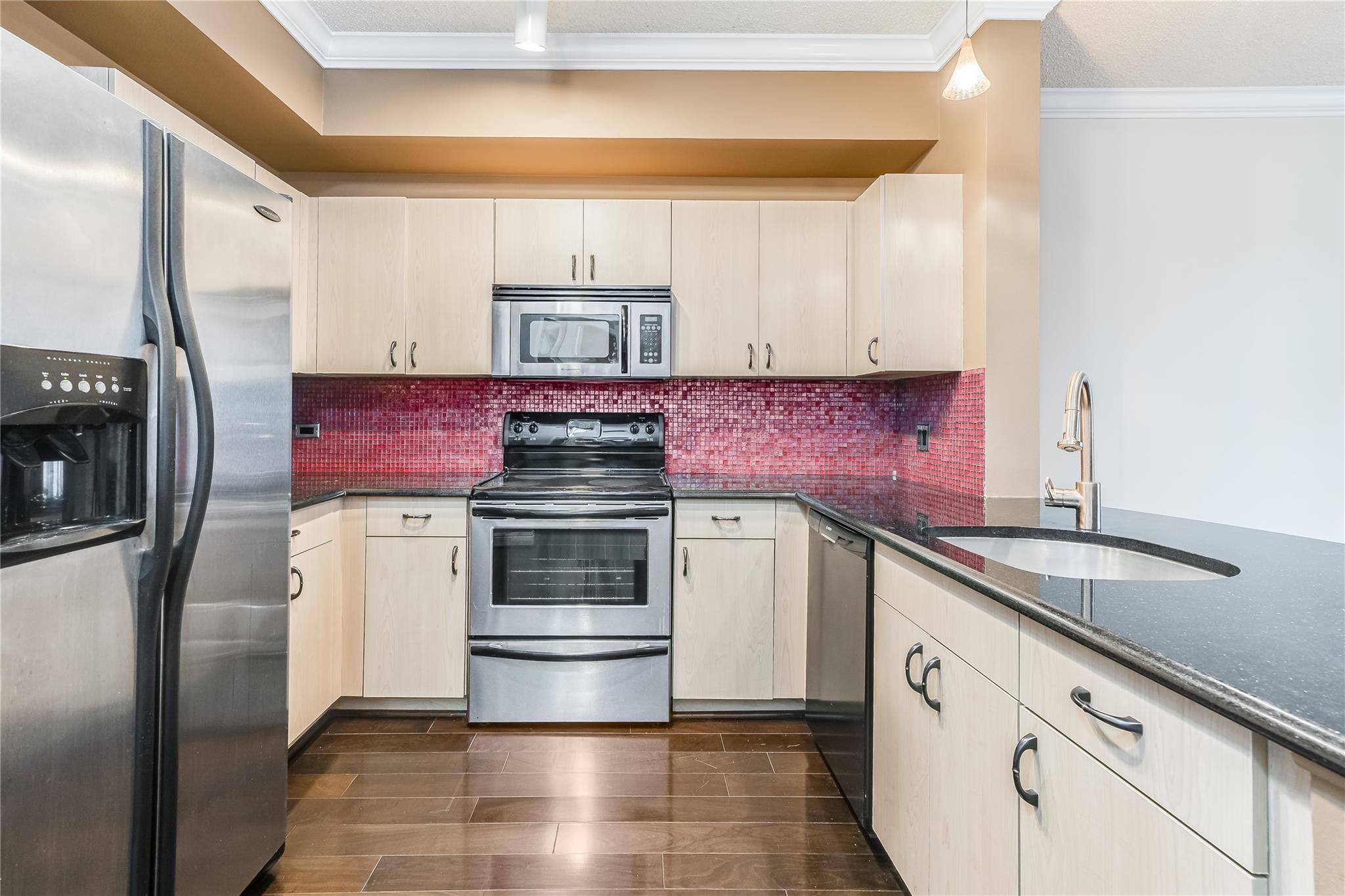 533 NE 3rd Ave #319