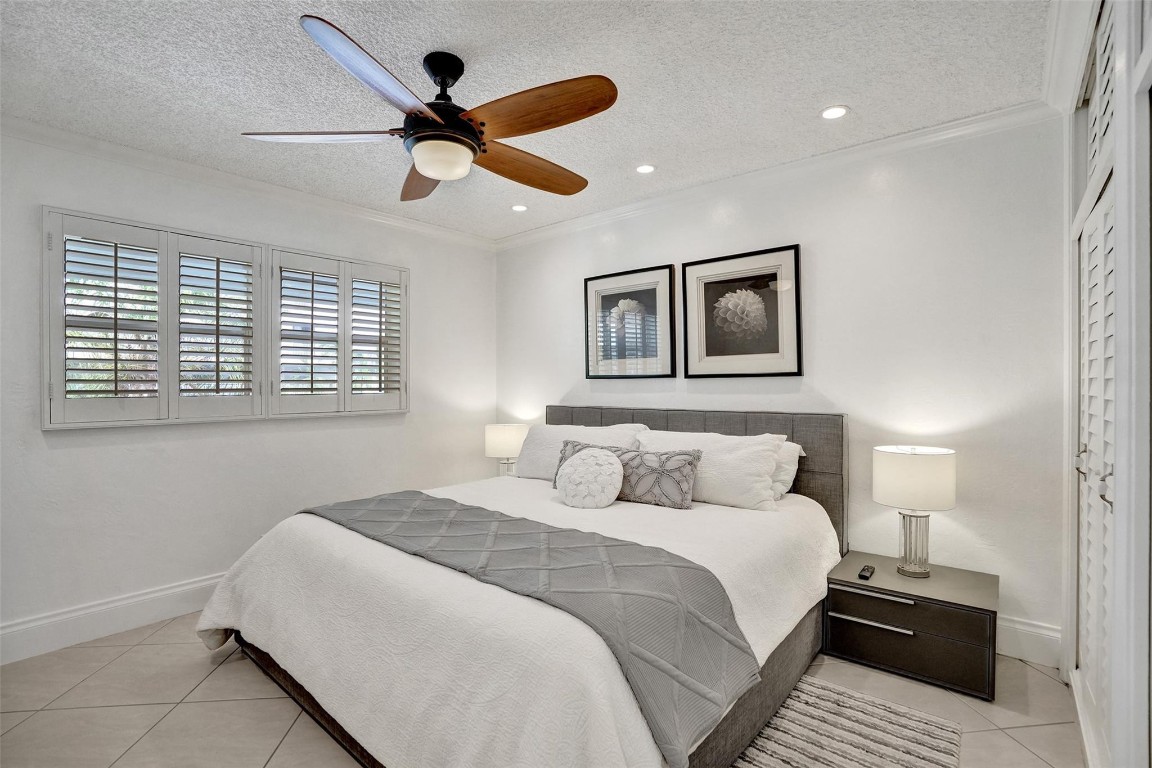 3090 NE 48th St #316 Fort Lauderdale, FL 33308