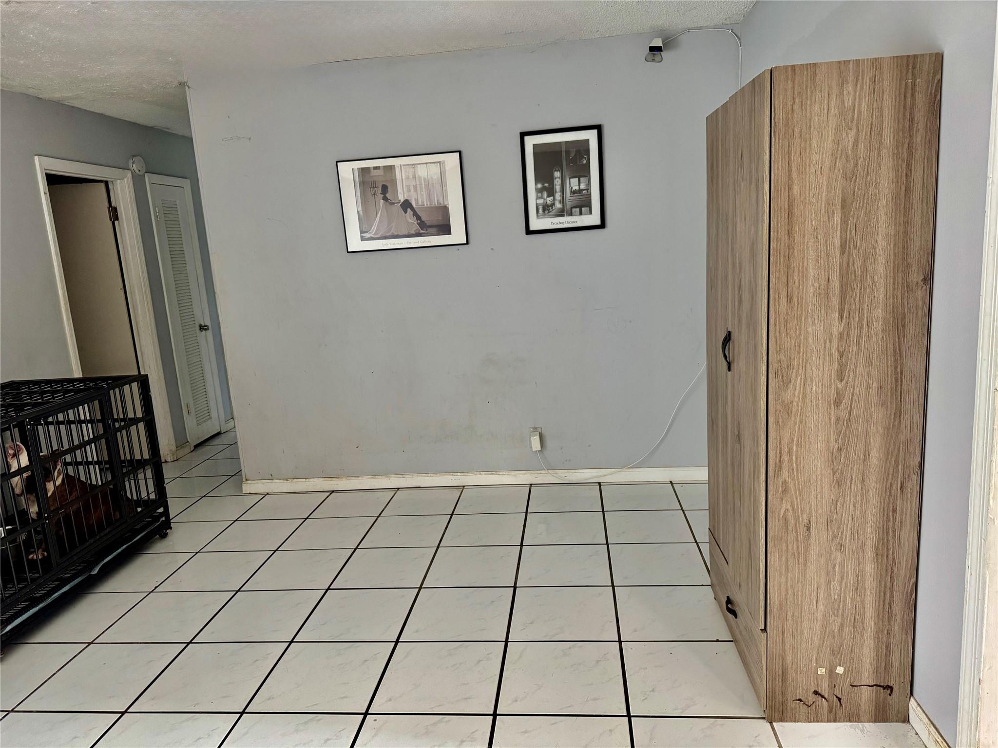 8212 NW 74th Ter Tamarac, FL 33321