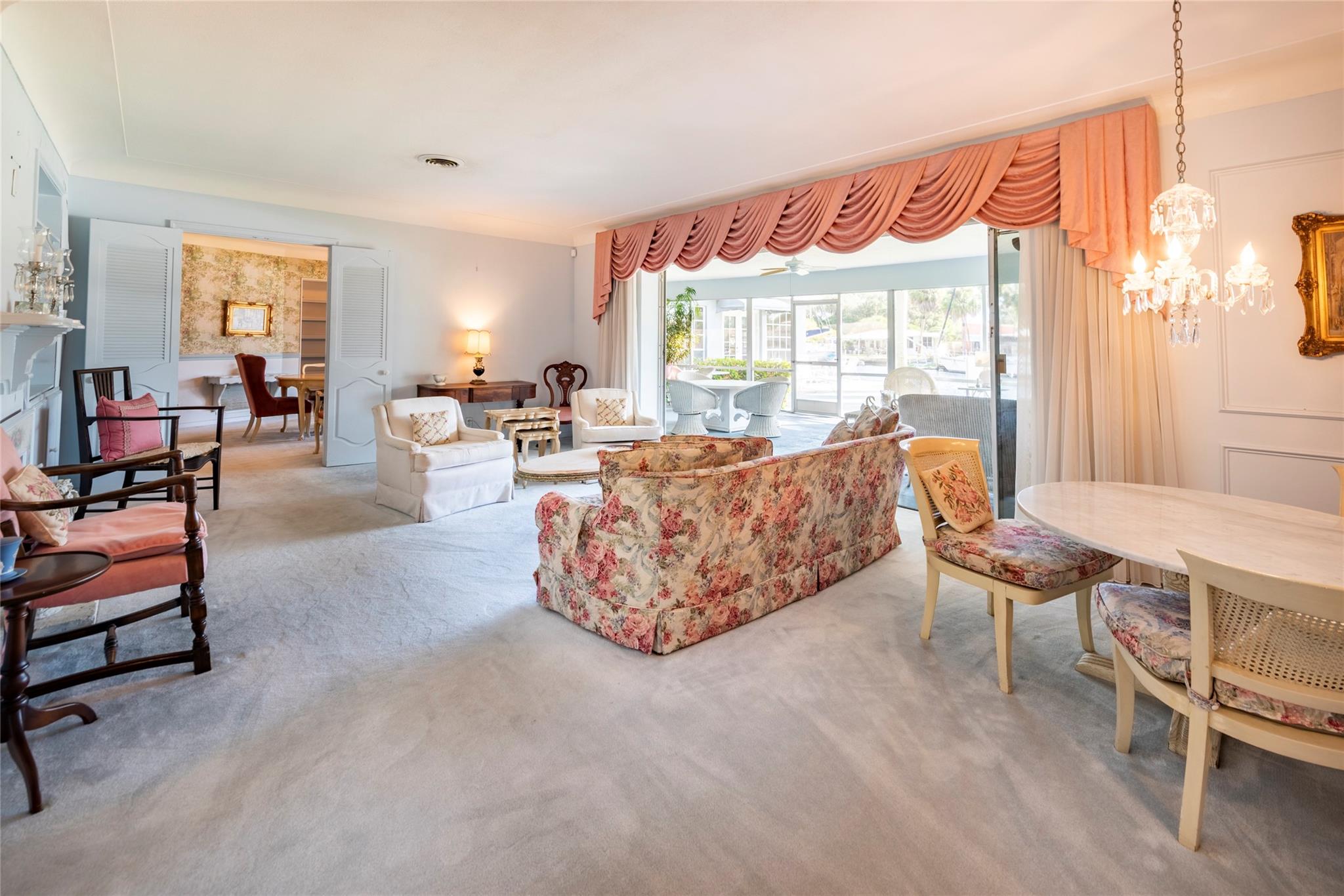 1260 SW 14th Ave Fort Lauderdale, FL 33312