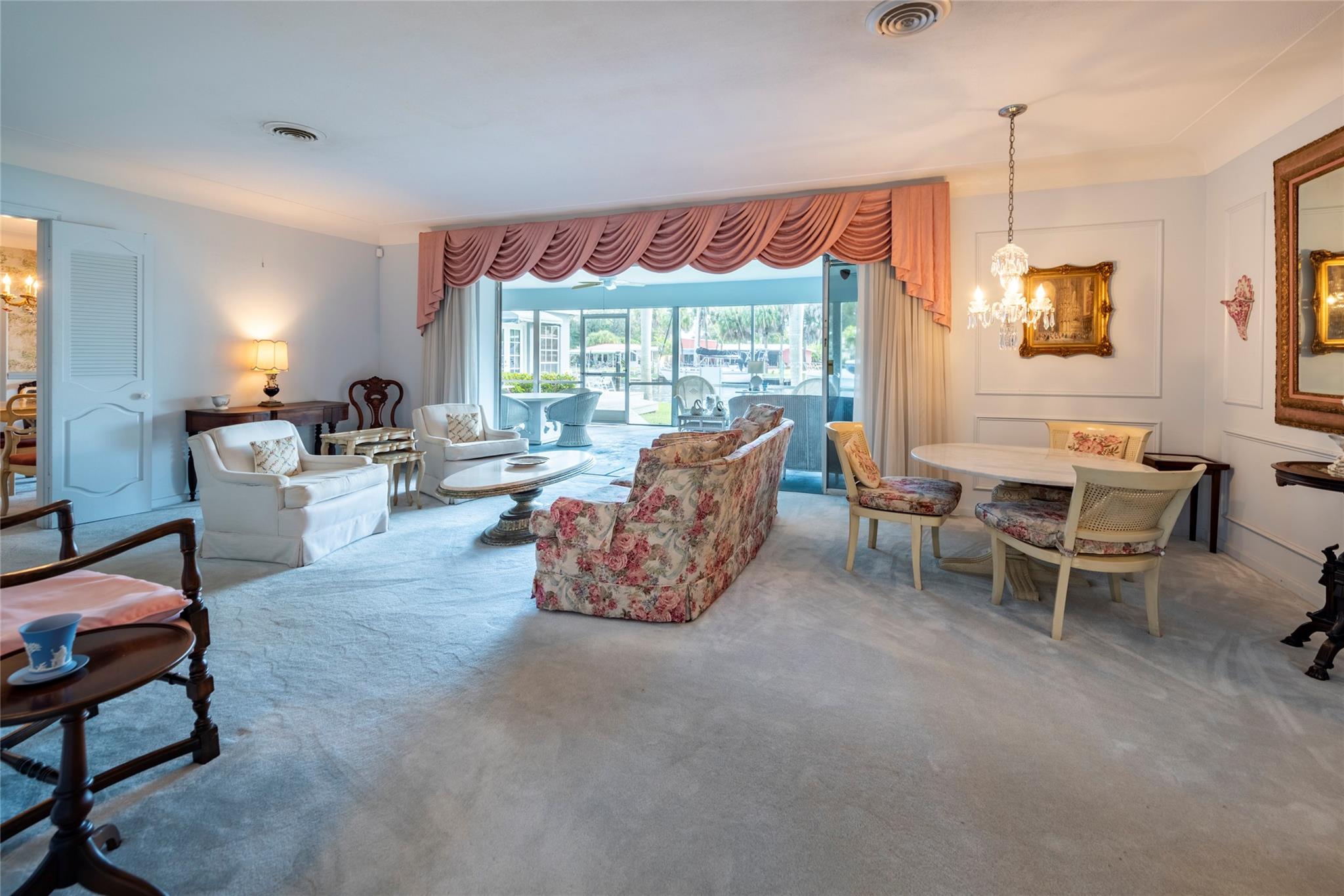 1260 SW 14th Ave Fort Lauderdale, FL 33312