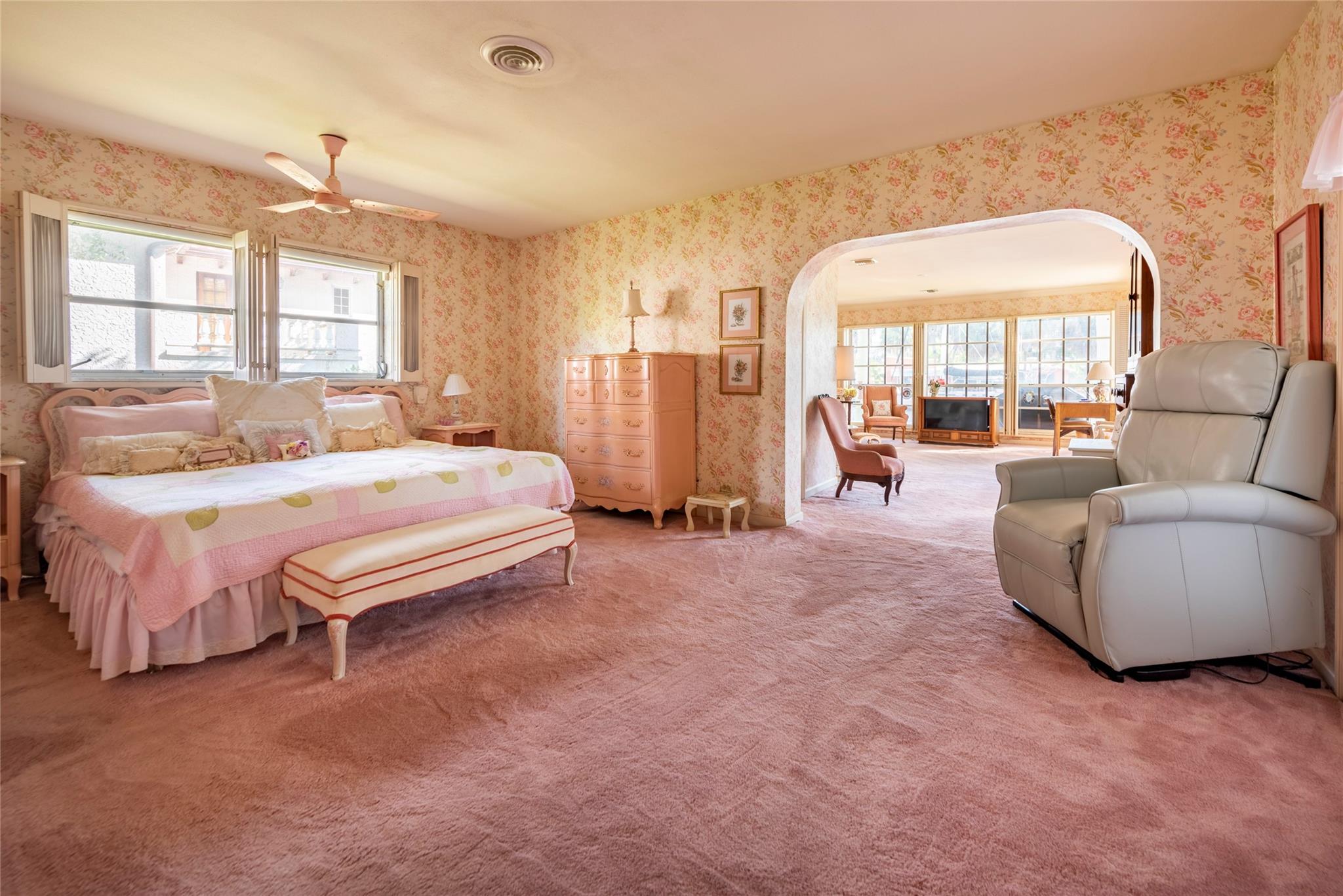 1260 SW 14th Ave Fort Lauderdale, FL 33312