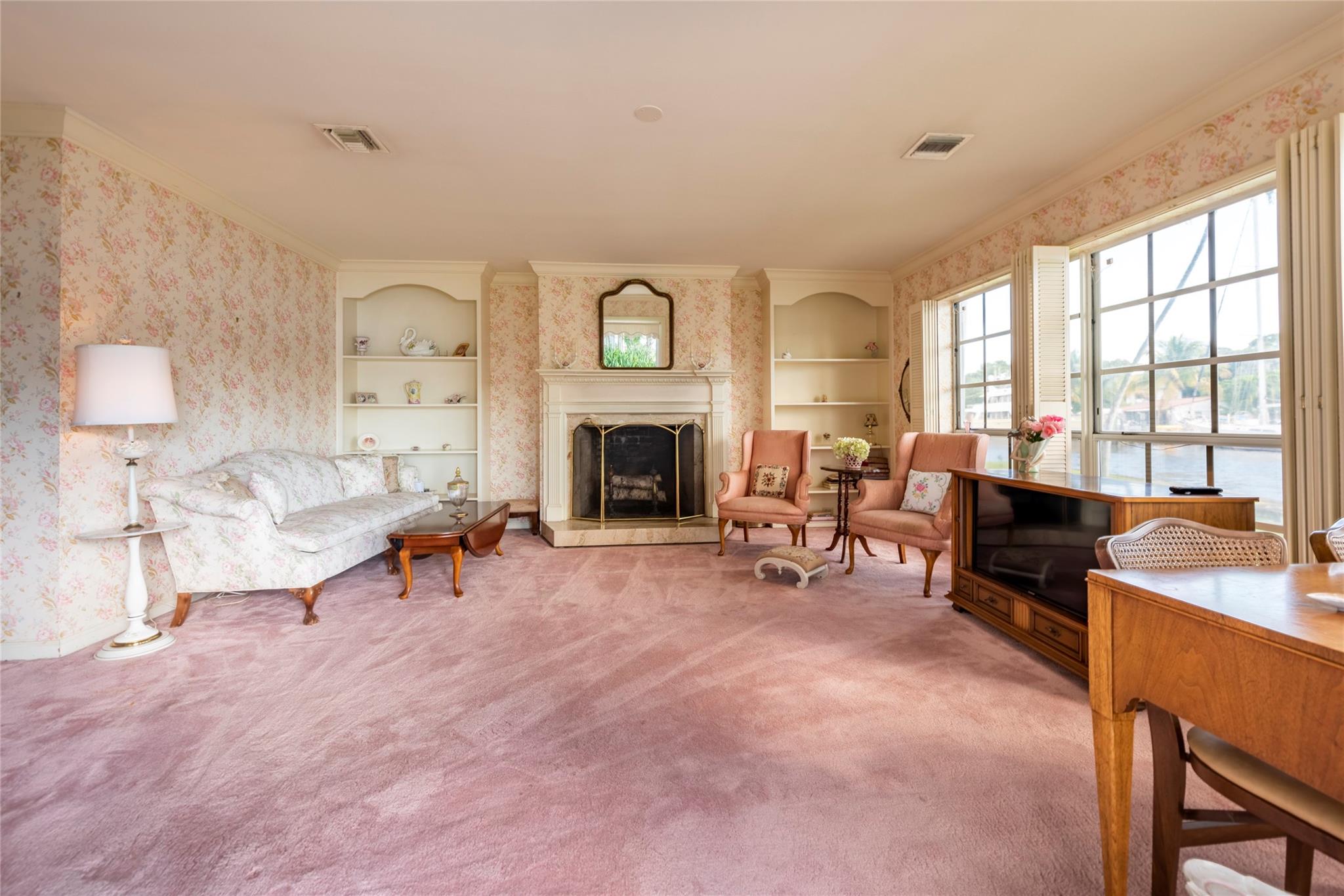 1260 SW 14th Ave Fort Lauderdale, FL 33312