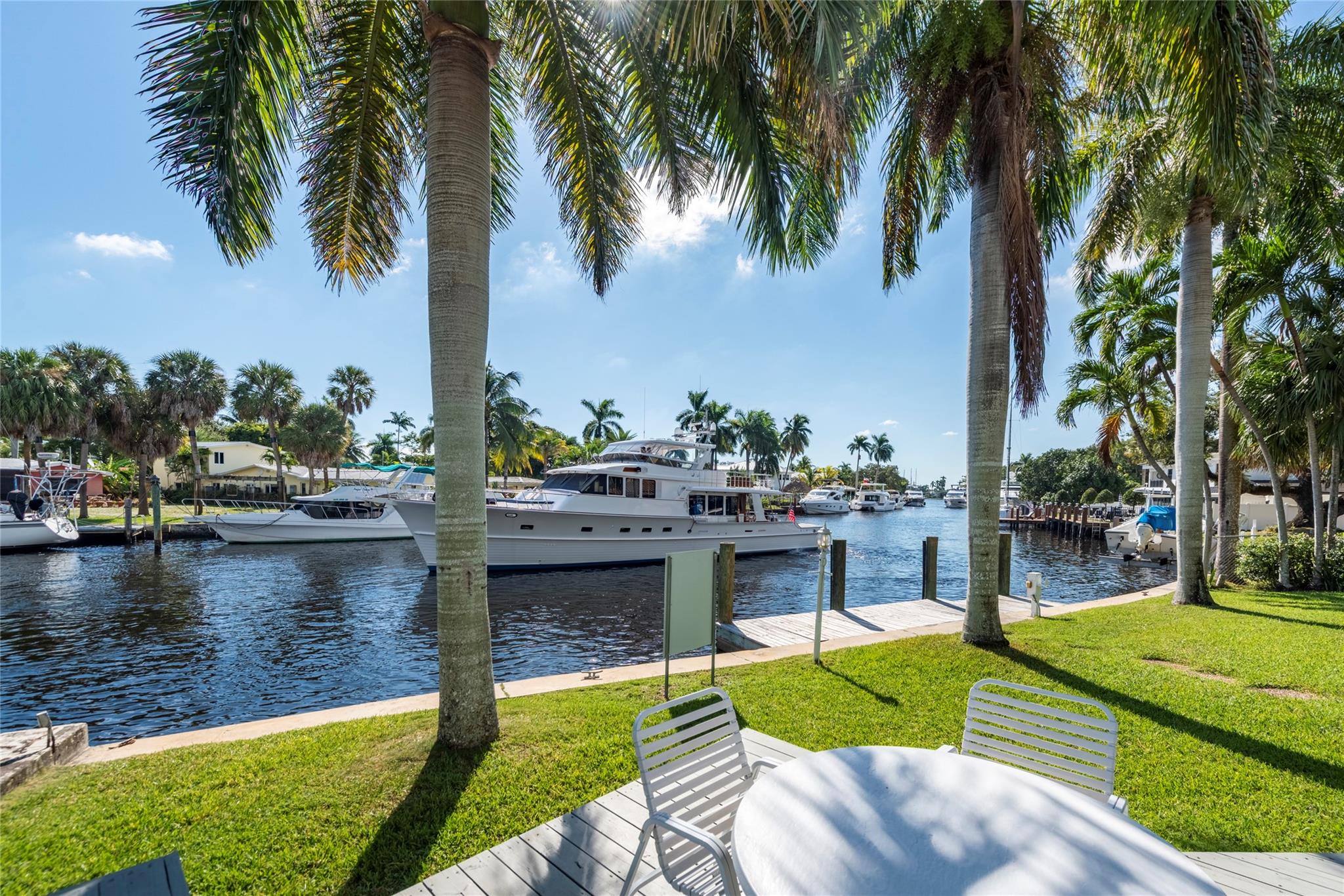 1260 SW 14th Ave Fort Lauderdale, FL 33312