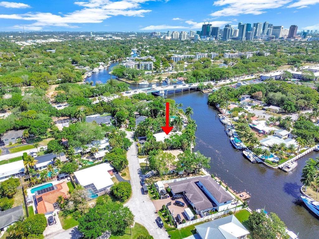 1260 SW 14th Ave Fort Lauderdale, FL 33312