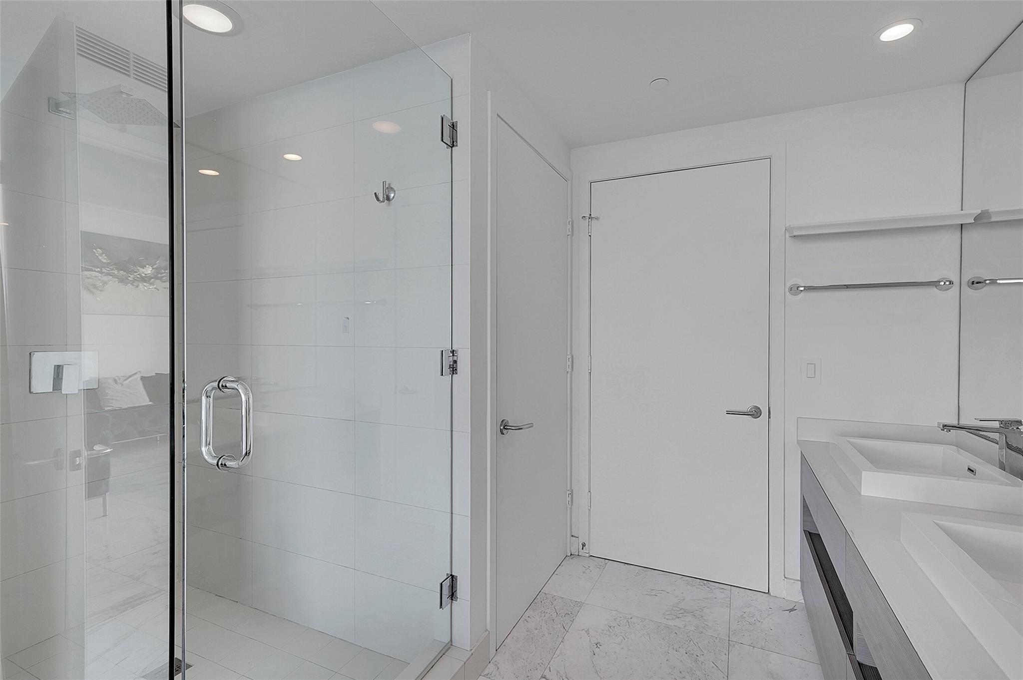 460 NE 28th St #3407 Miami, FL 33137