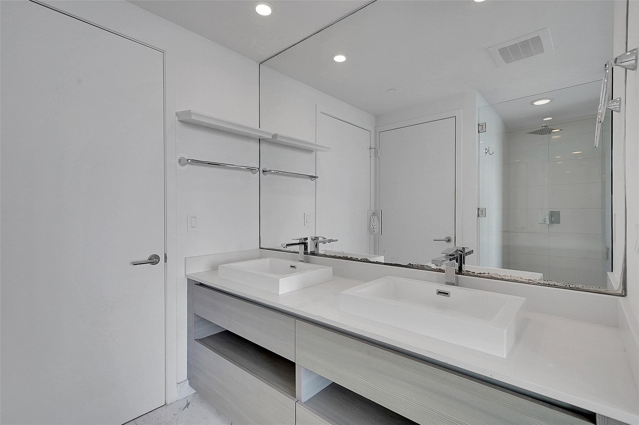 460 NE 28th St #3407 Miami, FL 33137