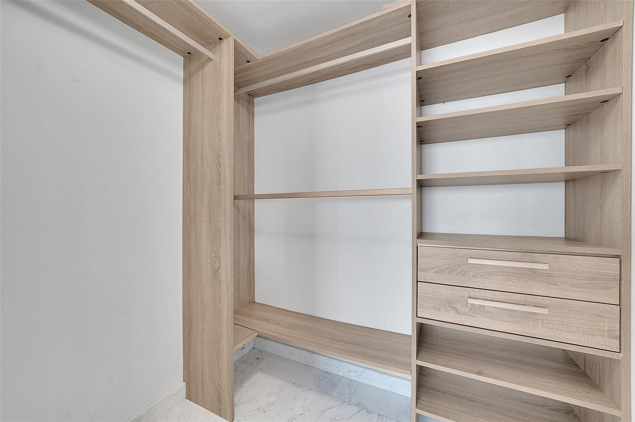 460 NE 28th St #3407 Miami, FL 33137