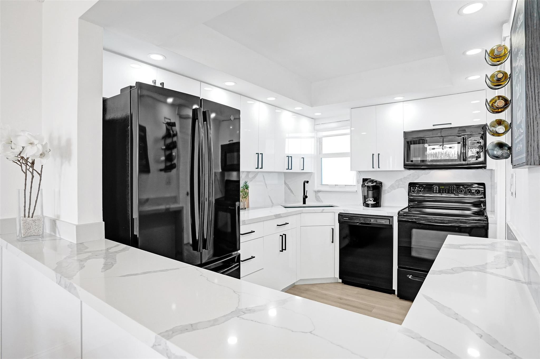 8900 Washington Blvd #PH11 Hollywood, FL 33025