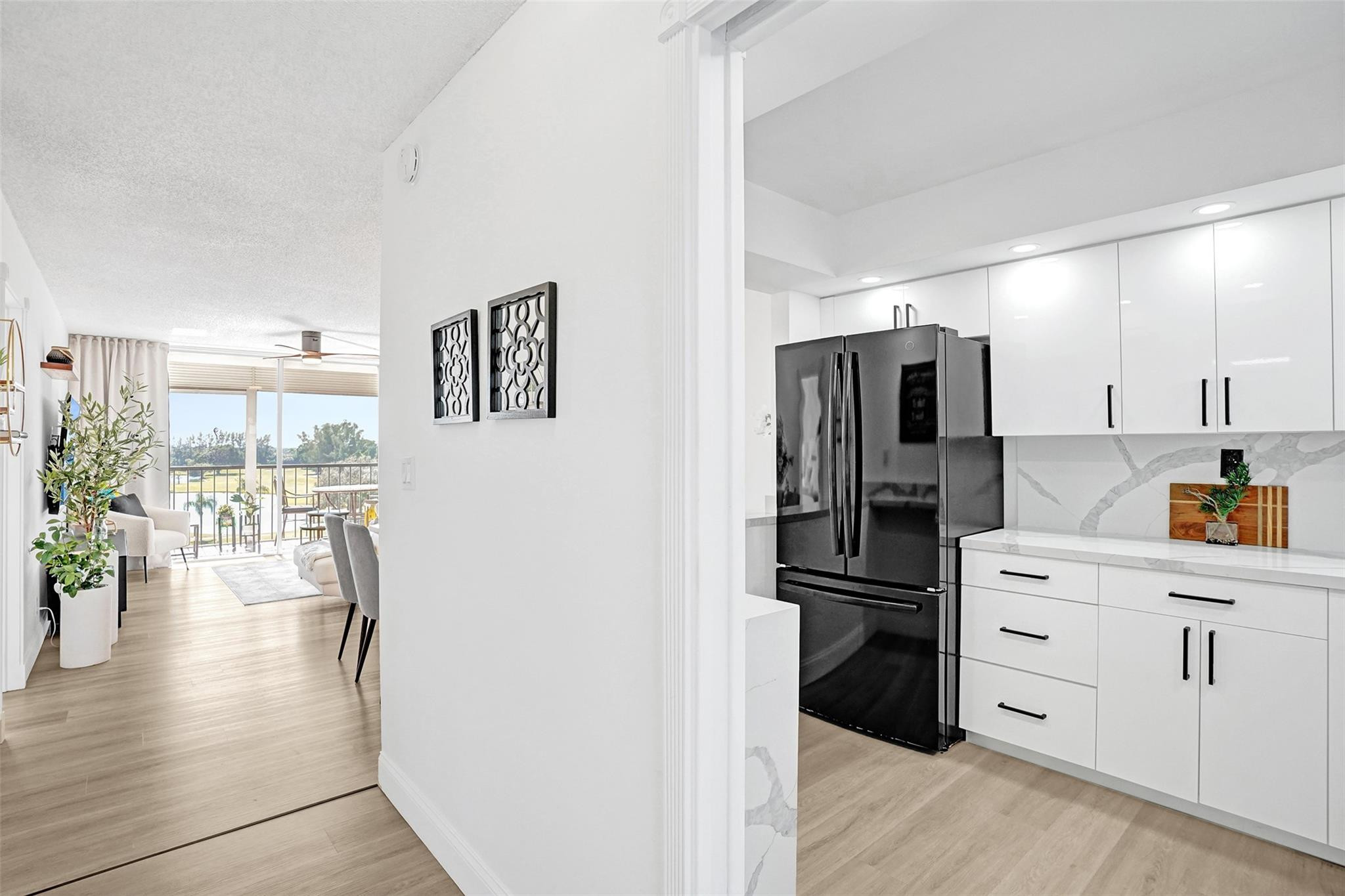 8900 Washington Blvd #PH11 Hollywood, FL 33025