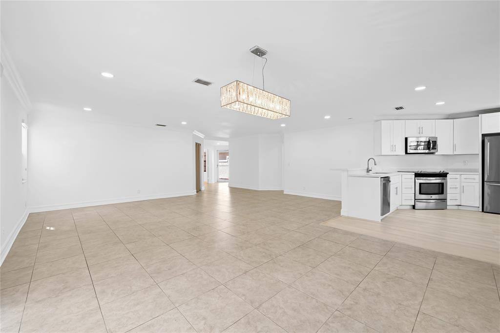 6020 Verde #107 Boca Raton, FL 33433