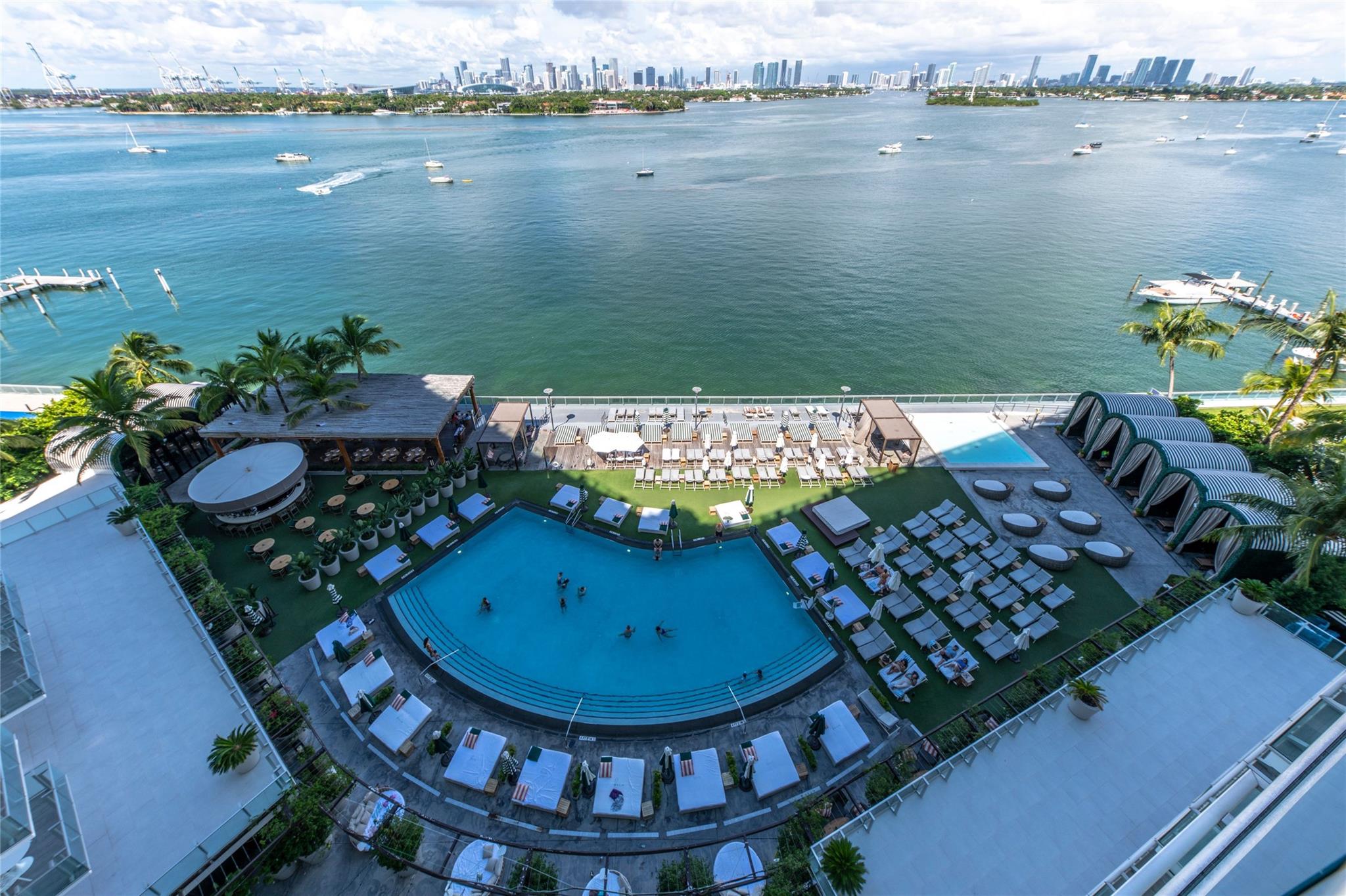 1100 West Ave #1010 Miami Beach, FL 33139