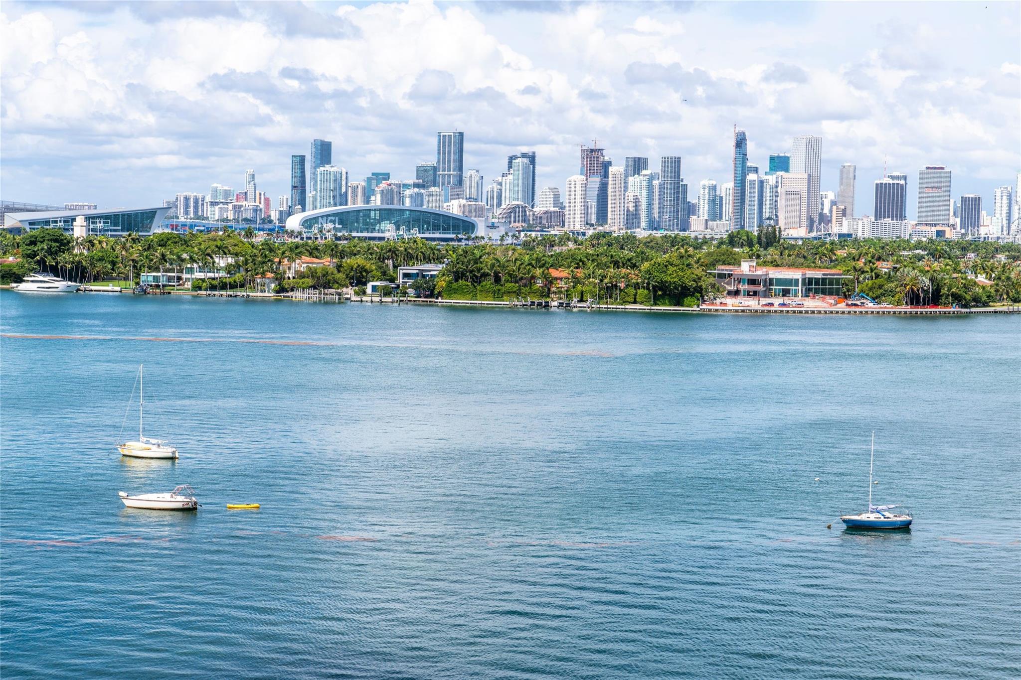 1100 West Ave #1010 Miami Beach, FL 33139