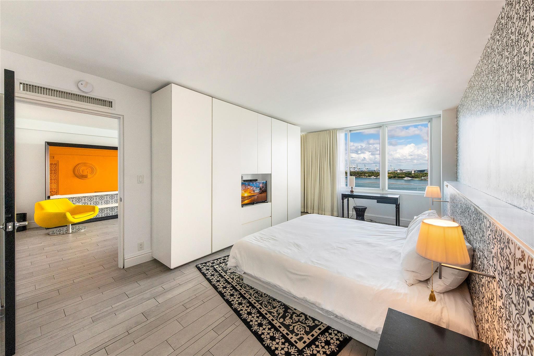 1100 West Ave #1010 Miami Beach, FL 33139