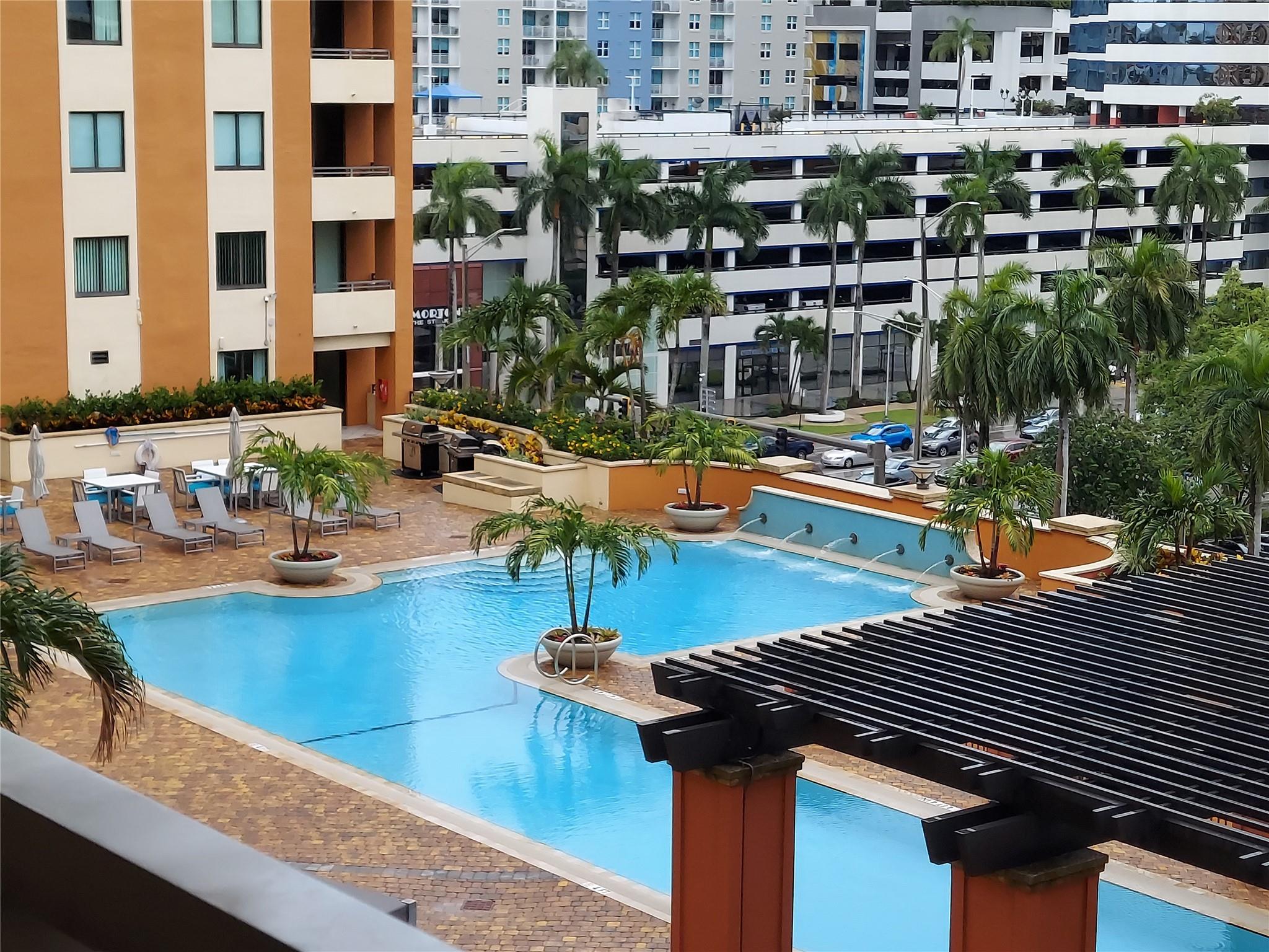 110 N Federal Hwy #813