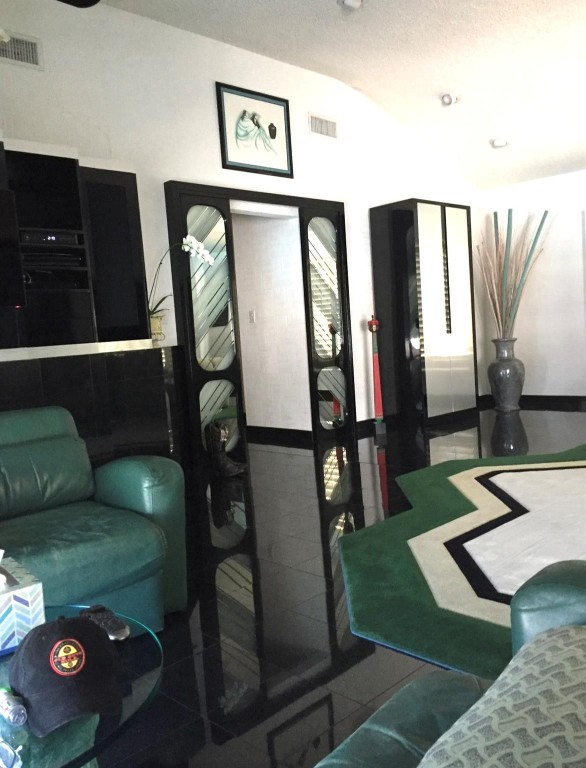 6 Isla Bahia Fort Lauderdale, FL 33316