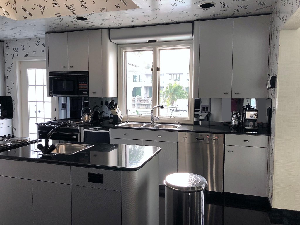 6 Isla Bahia Fort Lauderdale, FL 33316