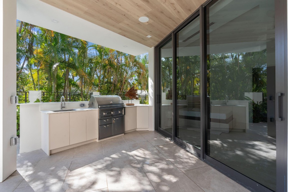 2035 Intracoastal Fort Lauderdale, FL 33305