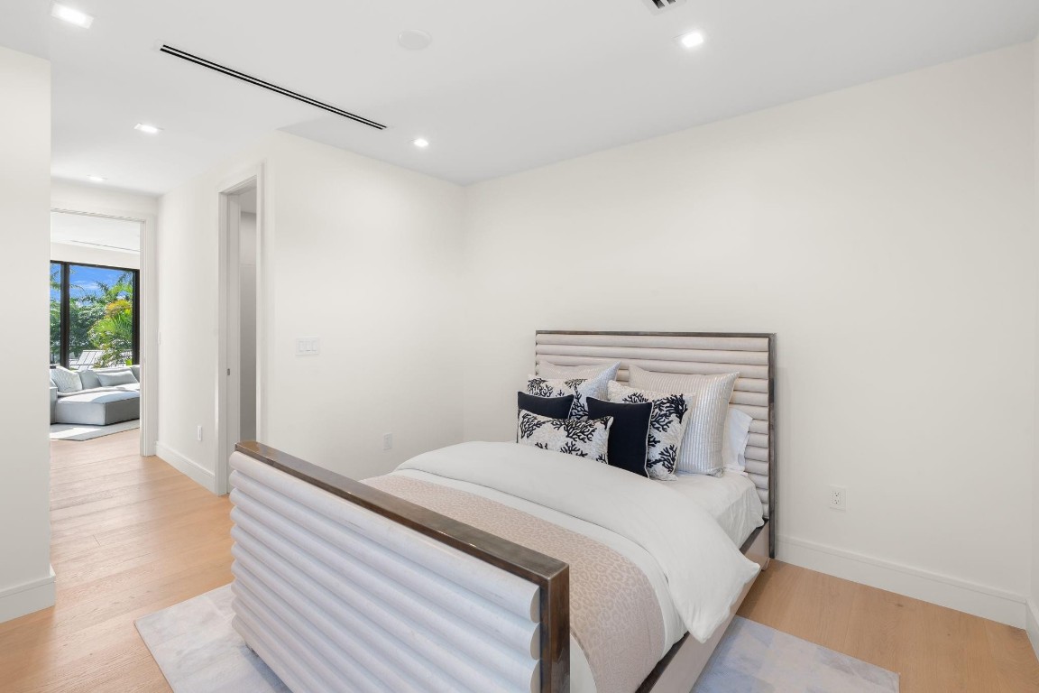 2035 Intracoastal Fort Lauderdale, FL 33305