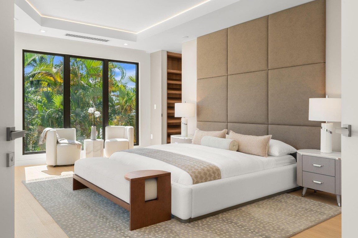 2035 Intracoastal Fort Lauderdale, FL 33305