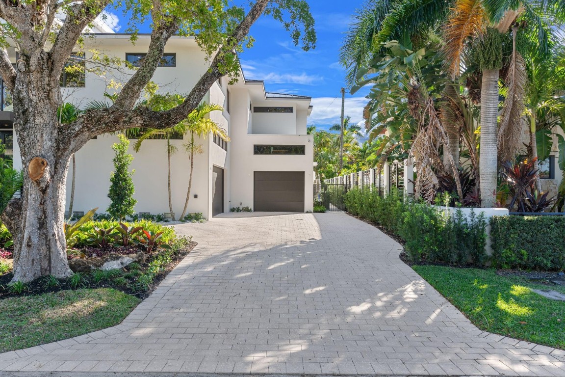 2035 Intracoastal Fort Lauderdale, FL 33305