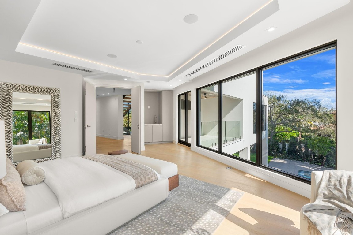 2035 Intracoastal Fort Lauderdale, FL 33305