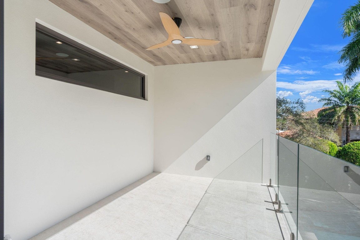 2035 Intracoastal Fort Lauderdale, FL 33305