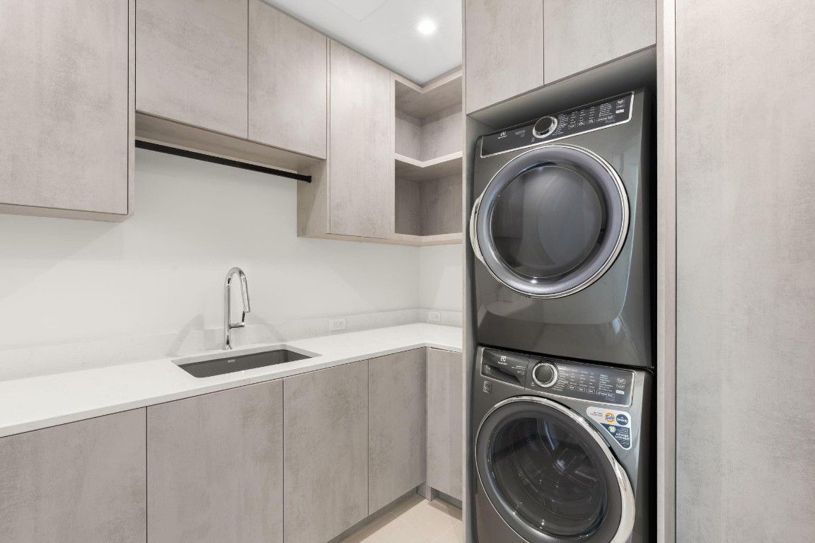 2035 Intracoastal Fort Lauderdale, FL 33305