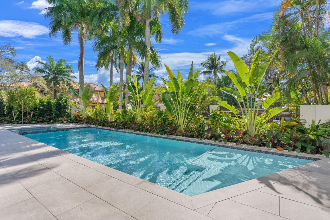 2035 Intracoastal Fort Lauderdale, FL 33305