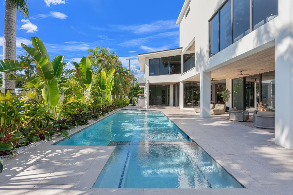 2035 Intracoastal Fort Lauderdale, FL 33305