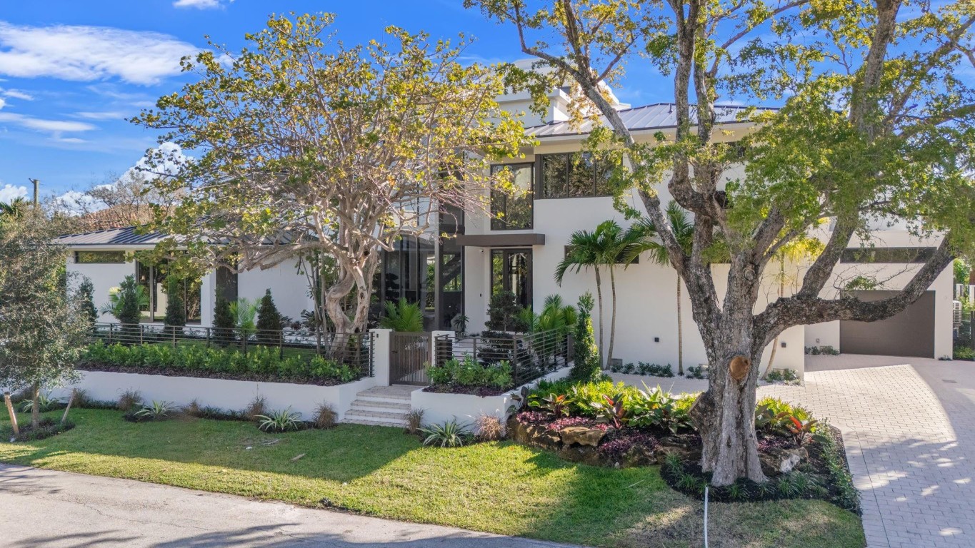 2035 Intracoastal Fort Lauderdale, FL 33305