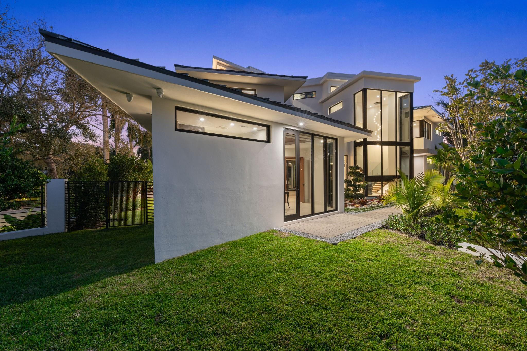 2035 Intracoastal Fort Lauderdale, FL 33305