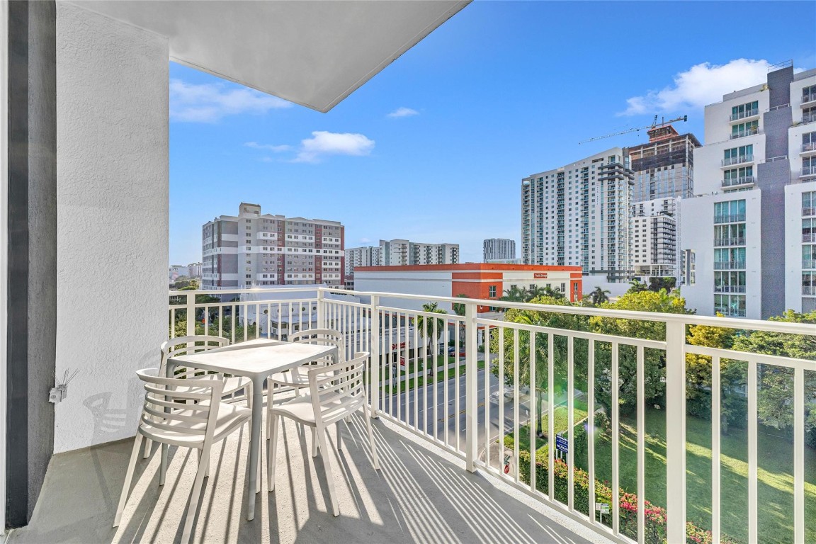 image Uptown Lofts16