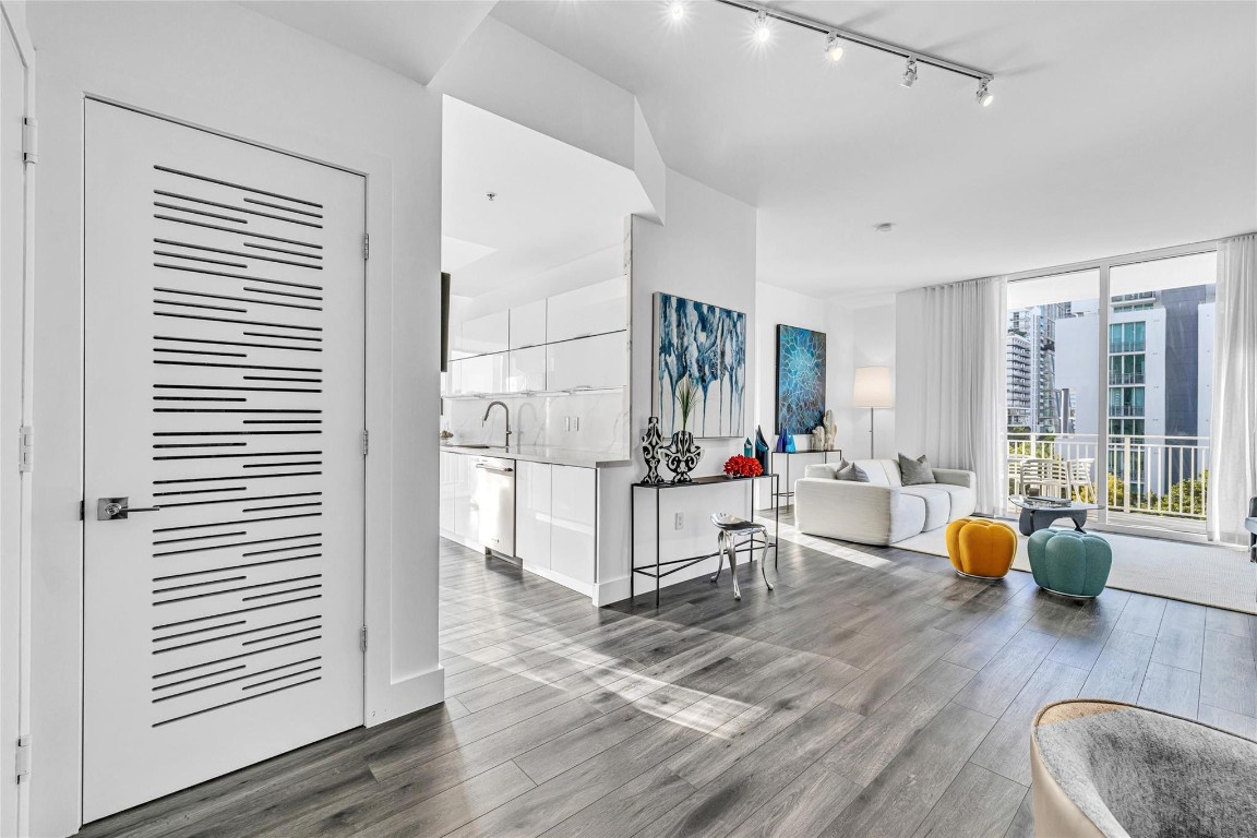 image Uptown Lofts40