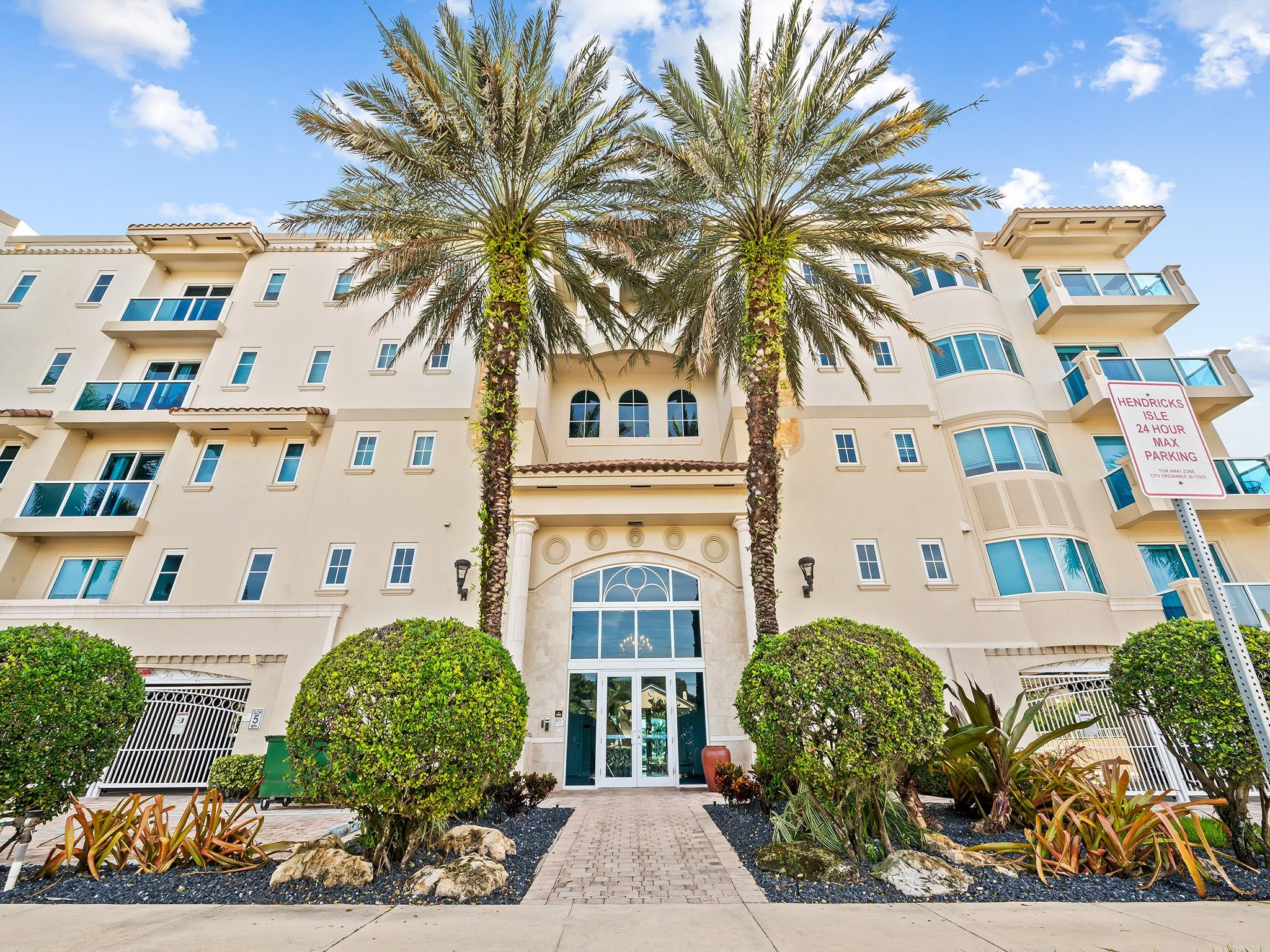 516 Hendricks #4B Fort Lauderdale, FL 33301