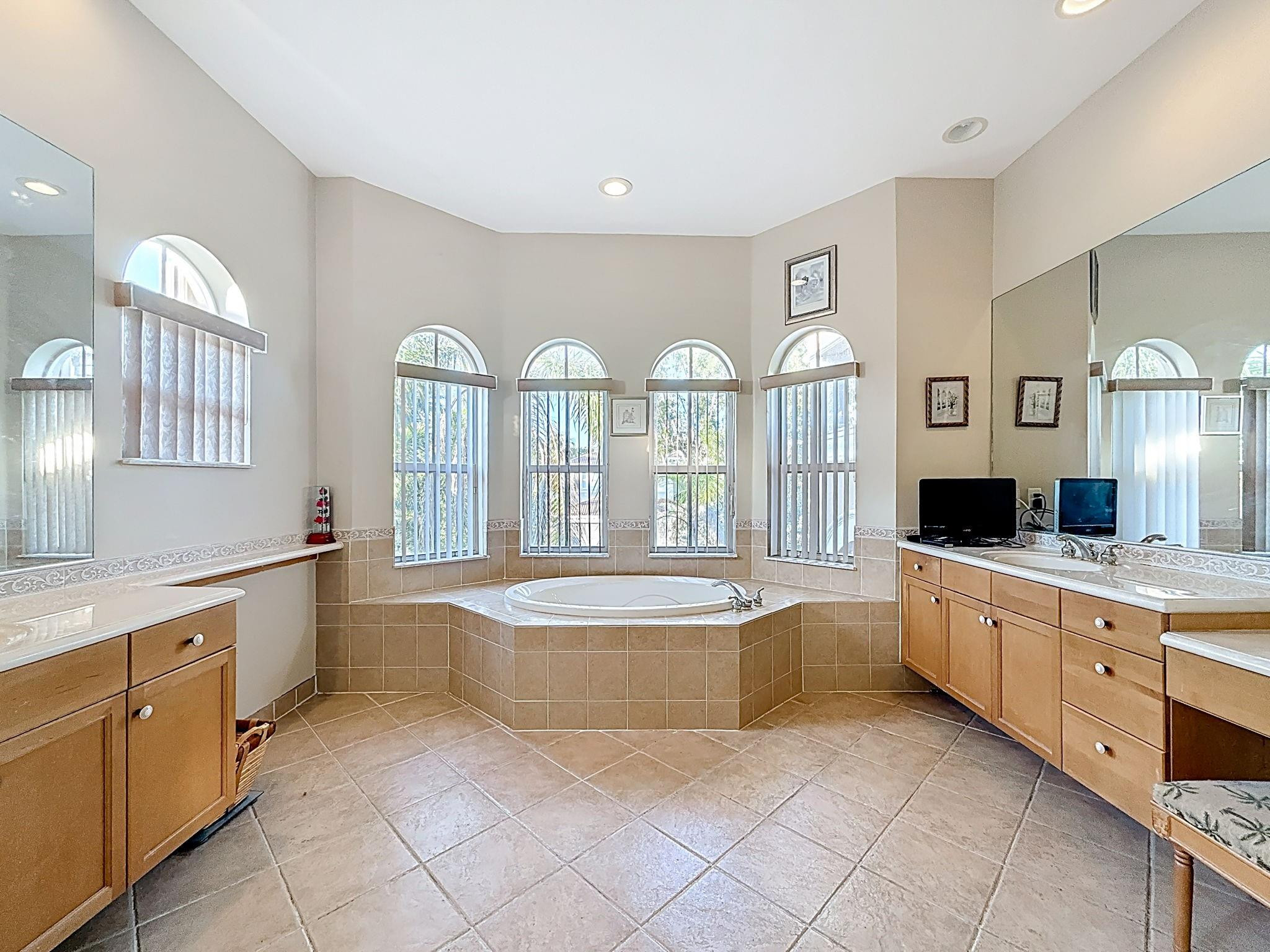 16918 SW 16th Pembroke Pines, FL 33027