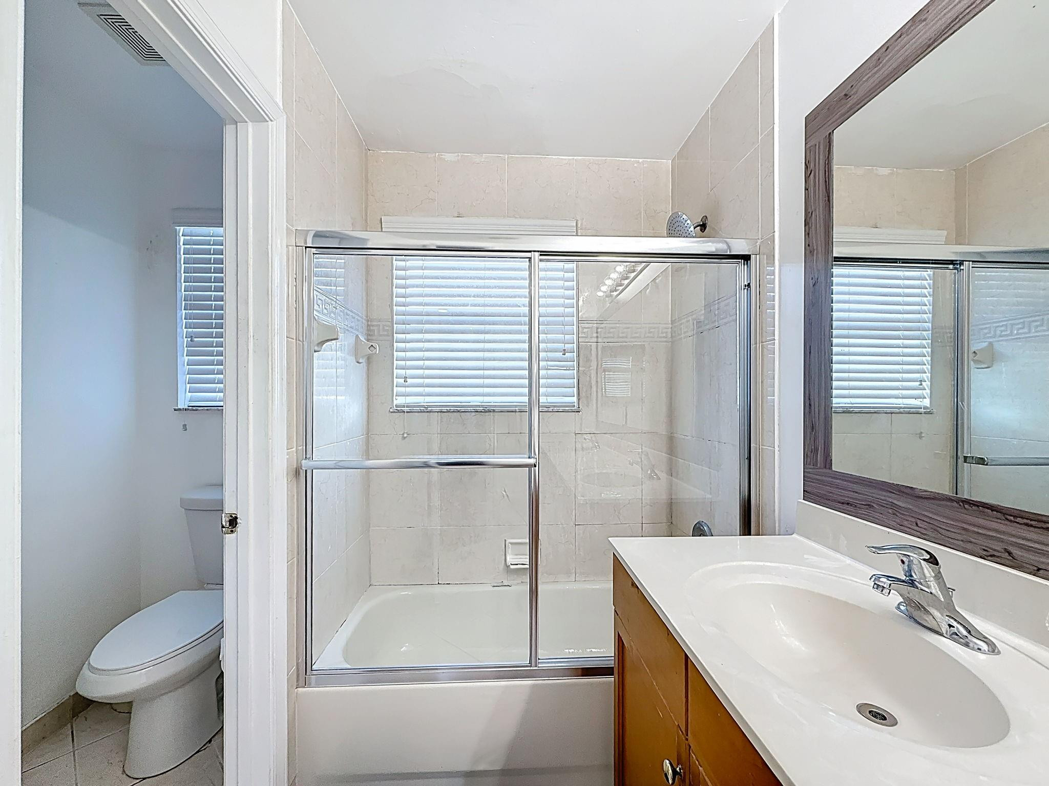 16918 SW 16th Pembroke Pines, FL 33027