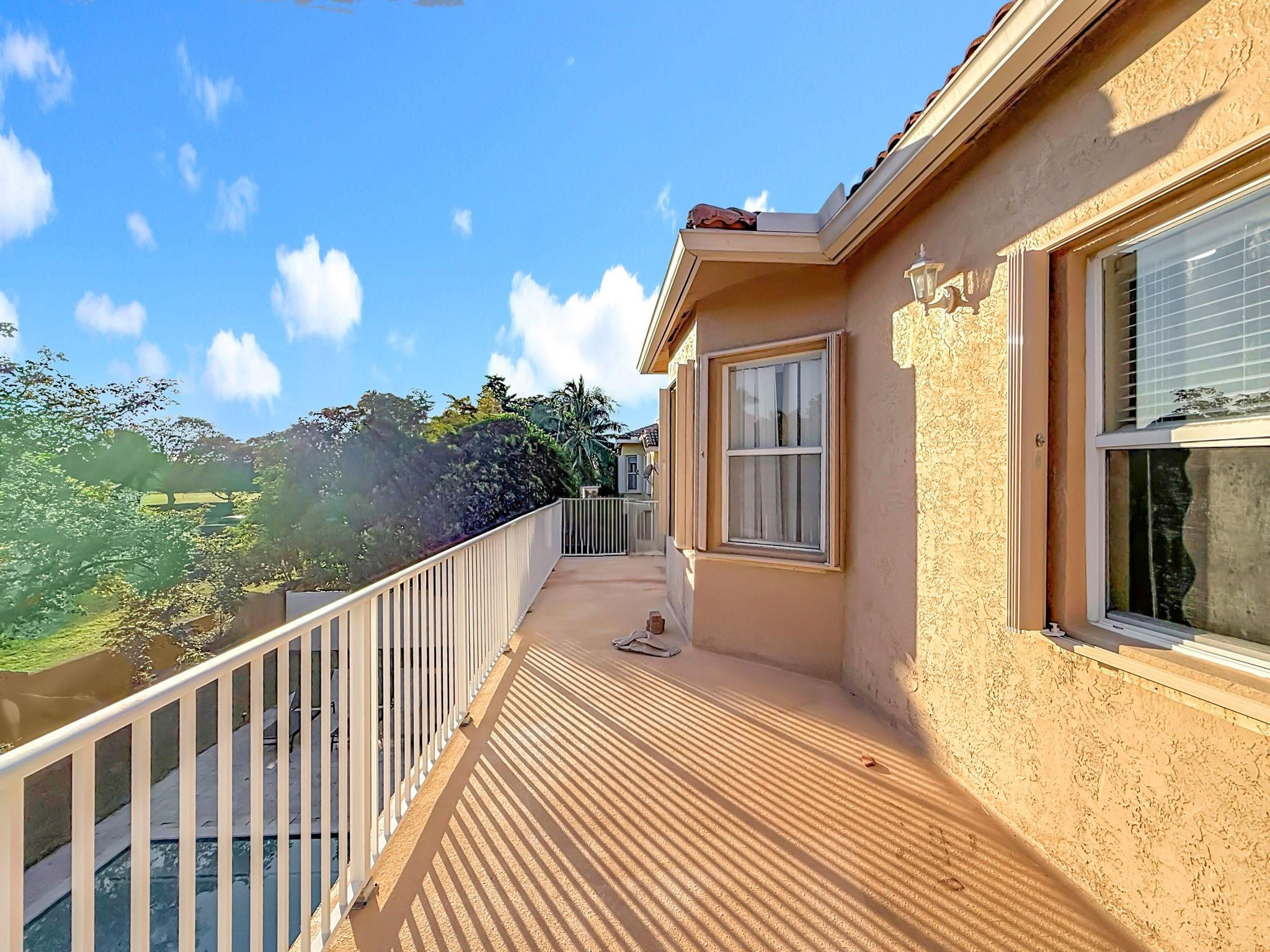 16918 SW 16th Pembroke Pines, FL 33027