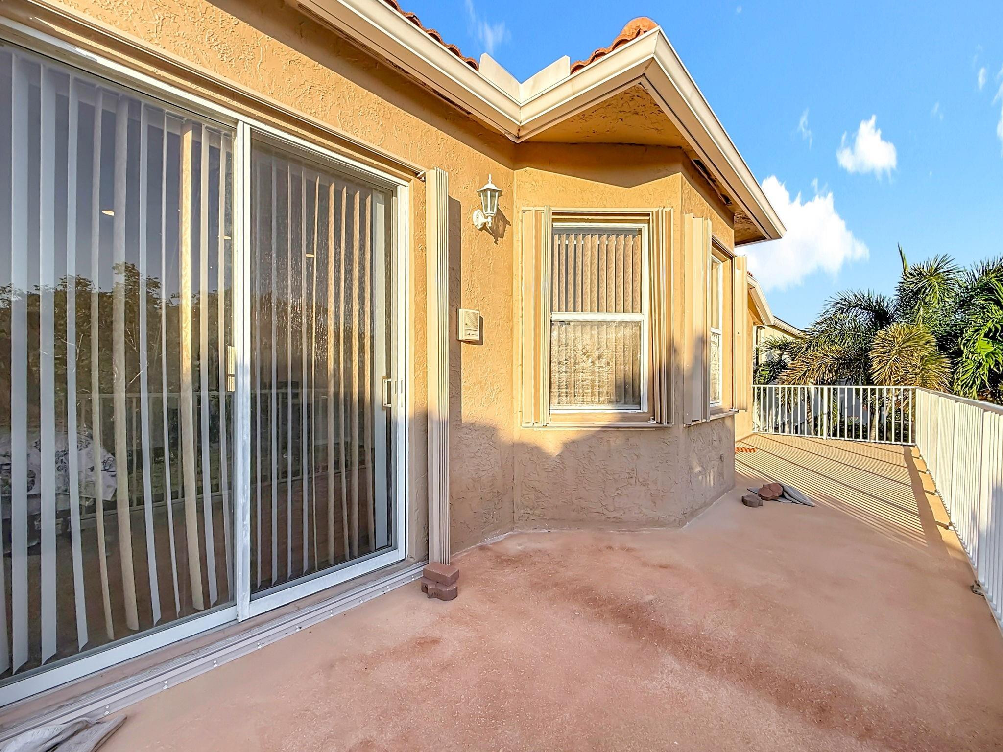 16918 SW 16th Pembroke Pines, FL 33027