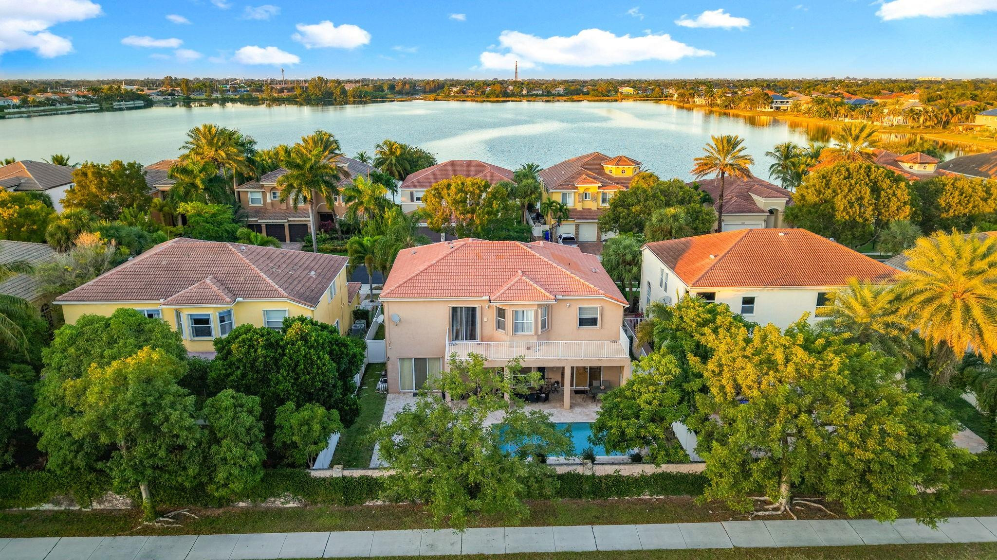 16918 SW 16th Pembroke Pines, FL 33027