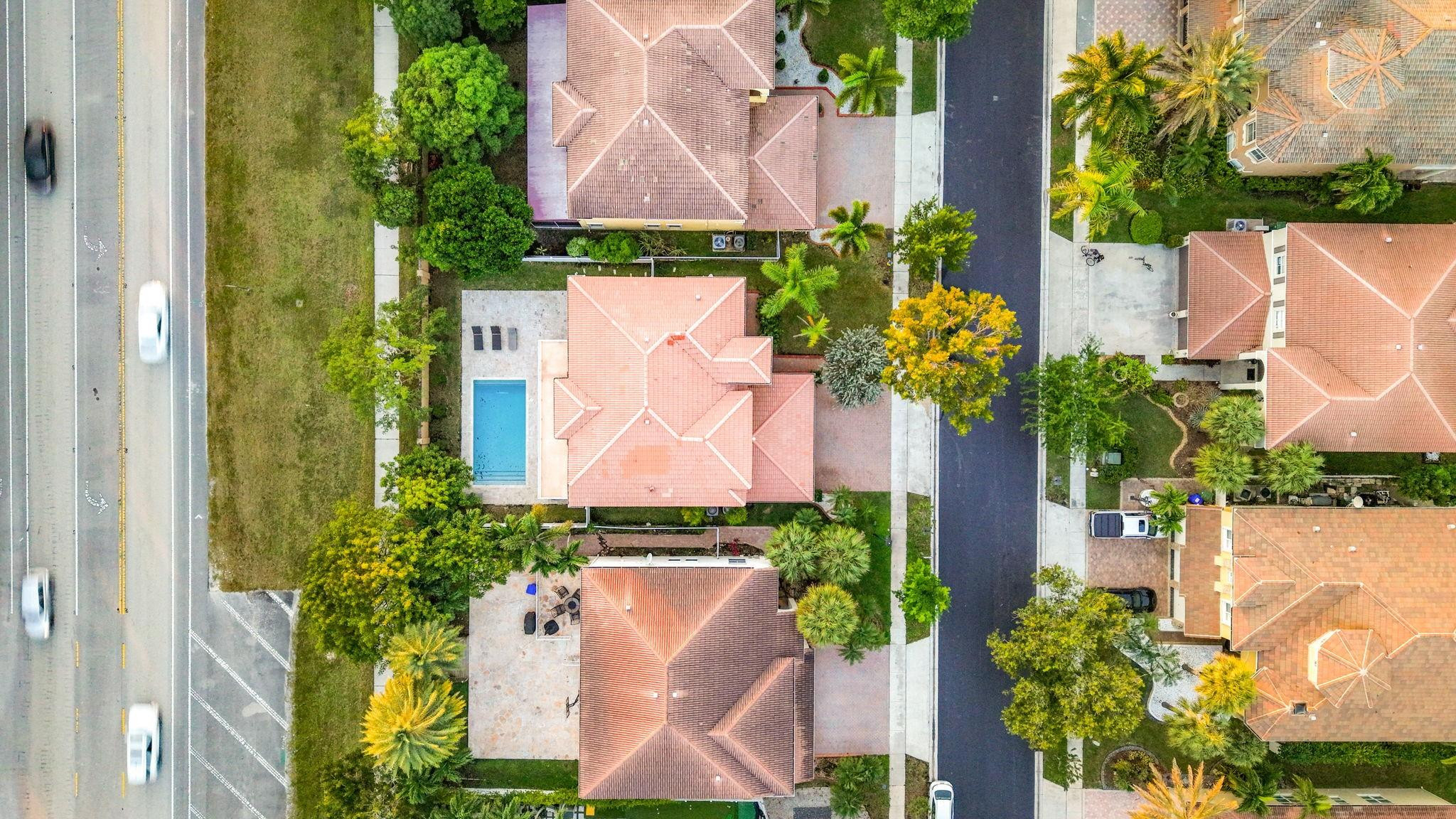 16918 SW 16th Pembroke Pines, FL 33027